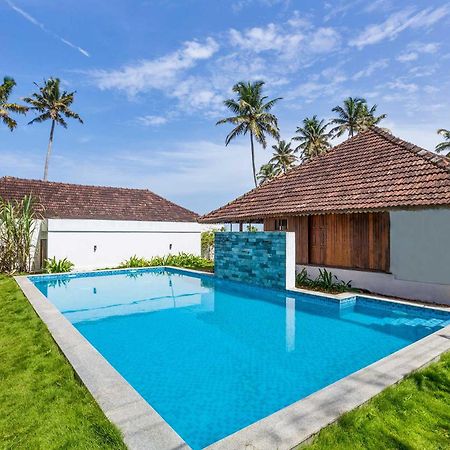 Deshadan'S Tarangi Beach Villas,Marari Mararikulam Zewnętrze zdjęcie